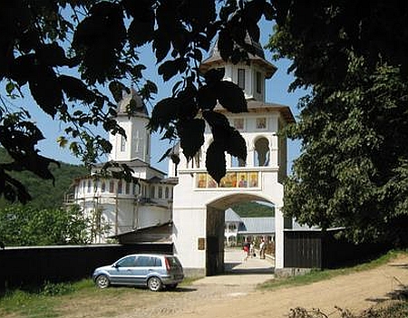 Manastirea Musunoaiele - Adormirea Maicii Domnului