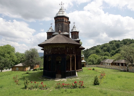 Manastirea Poiana Marului