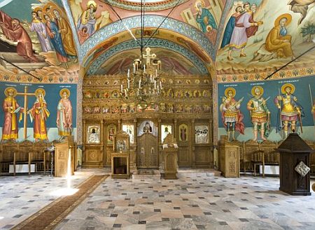 Biserica Adormirea Maicii Domnului - 1 Decembrie