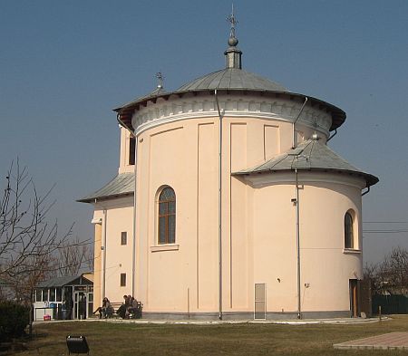 Biserica rotunda Sfantul Spiridon - Letcani