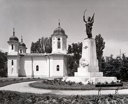 Biserica Precupetii Vechi - Duminica Tuturor Sfintilor