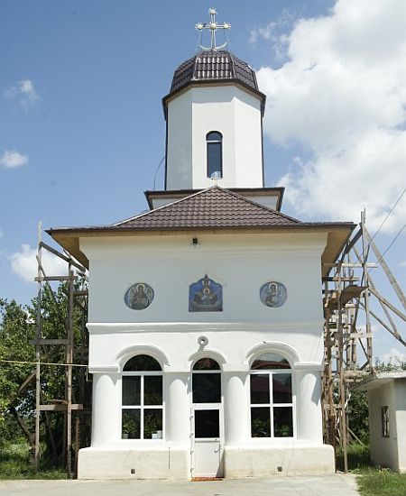 Biserica Izvorul Tamaduirii - Domnesti de Jos