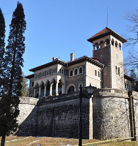 Capela Castelului Cantacuzino - Busteni