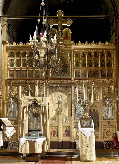 Biserica Sfintii Constantin si Elena - Poiana Tapului