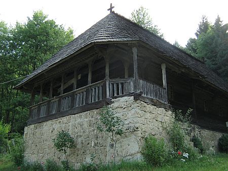 Biserica Adormirea Maicii Domnului - Gramesti