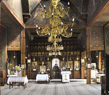 Biserica Sfanta Treime - Pietriceaua
