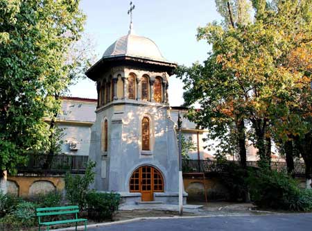 Biserica Hagiu - Hala Traian