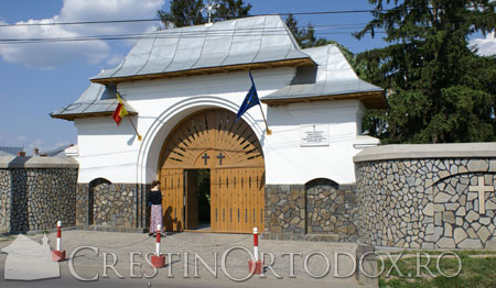 Manastirea Samurcasesti - Ciorogarla