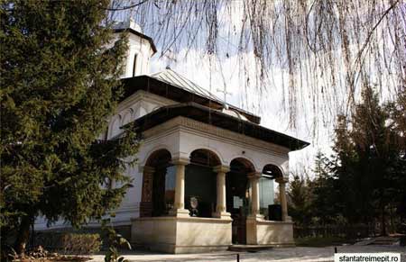 Biserica Sfanta Treime din Pitesti - Schitul Bestelei