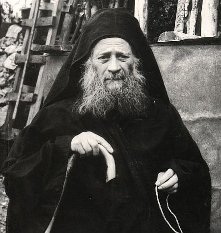 Mormantul Cuviosului Iosif Isihastul - Sfantul Munte Athos