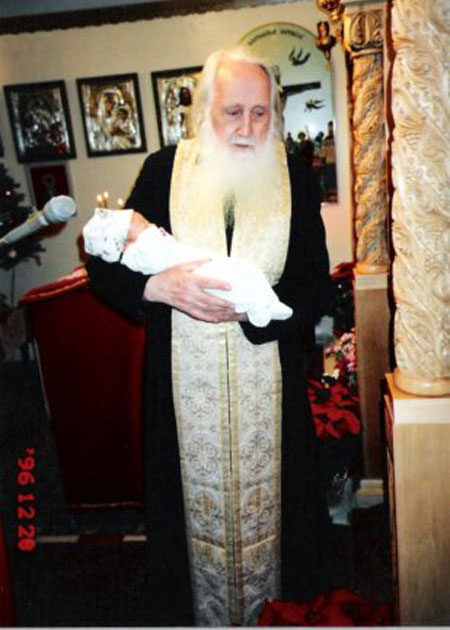 PARINTELE ARHIMANDRIT MITROFOR DR. VASILE VASILACHI SAVARSIND TAINA BOTEZULUI