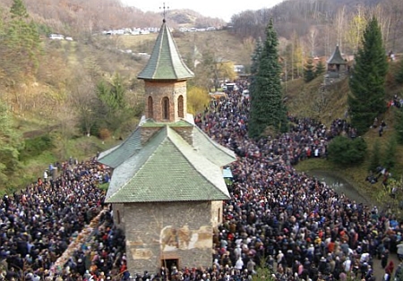 Mormantul Parintelui Arsenie Boca - Prislop