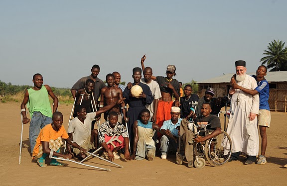 Parintele Themi, ateul devenit preot misionar in Africa