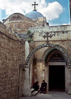 Drumul Crucii - Via Dolorosa - IX - A treia cadere la pamant a Mantuitorului